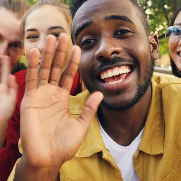 Junge Leute. Foto: Unsplash