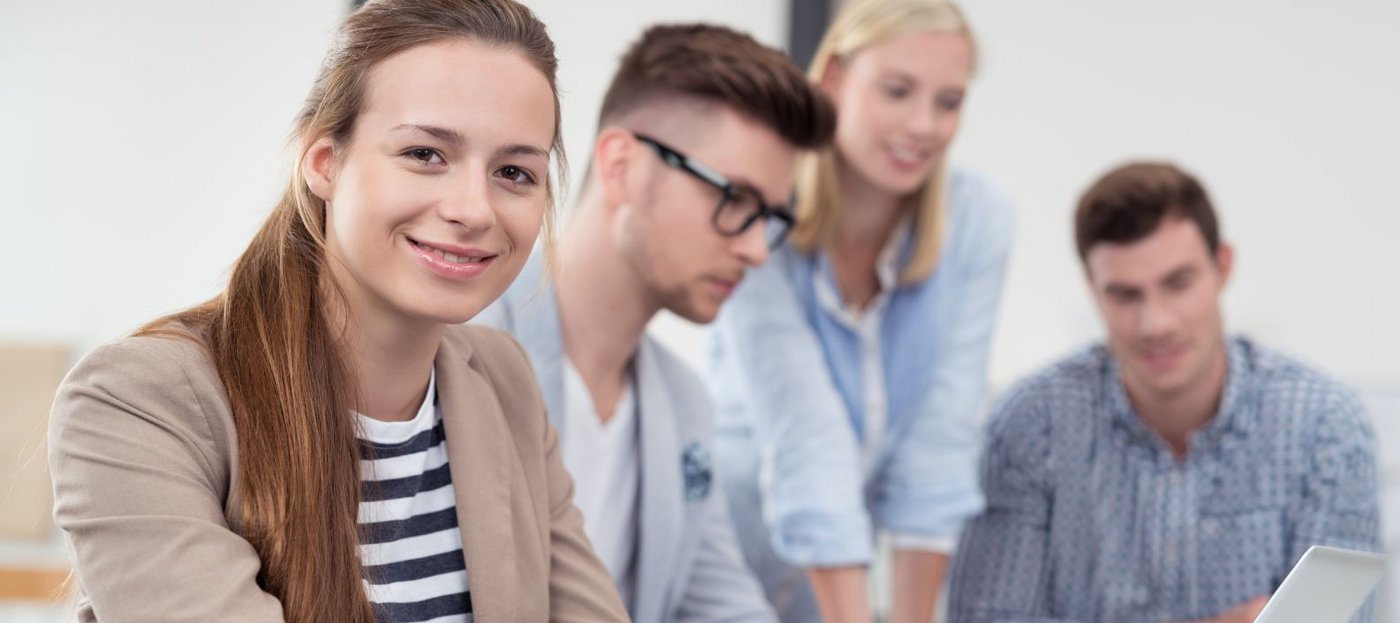 Glücklich im Beruf. Foto: Adobe Stock